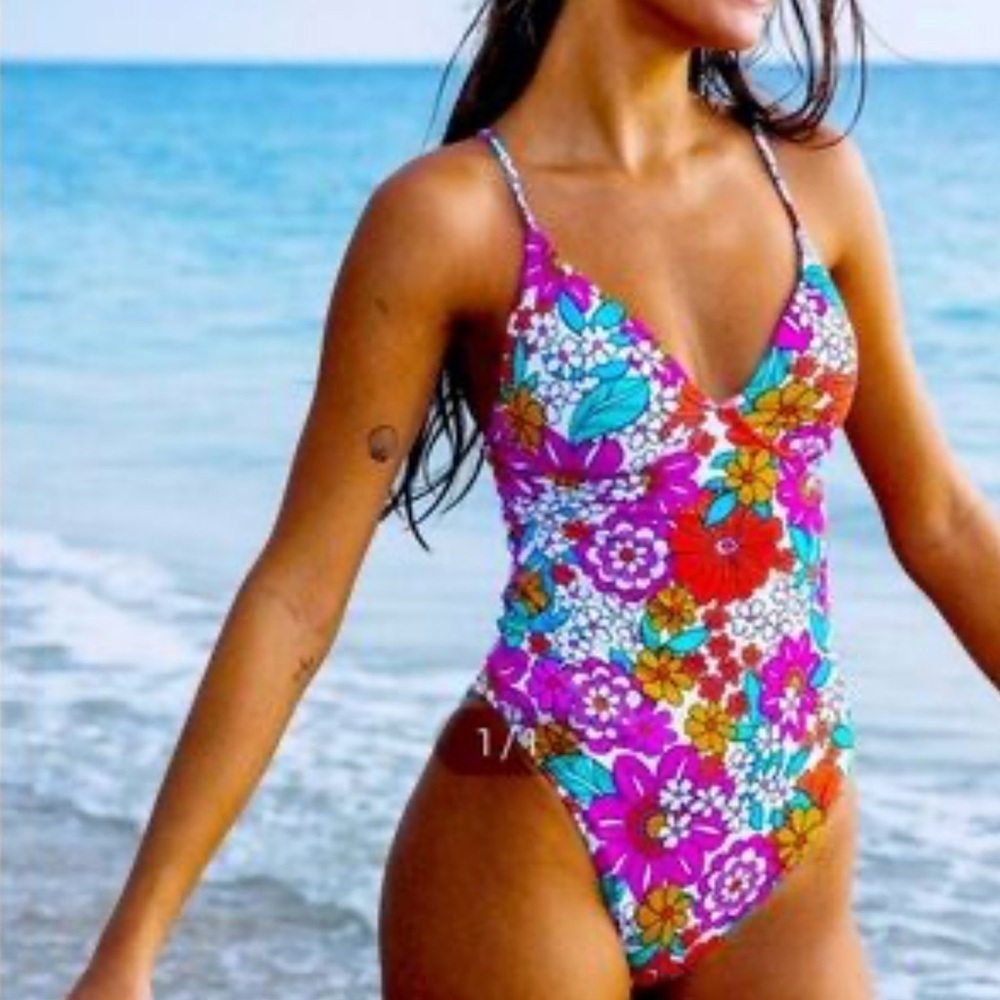 NWT Hurley One Piece